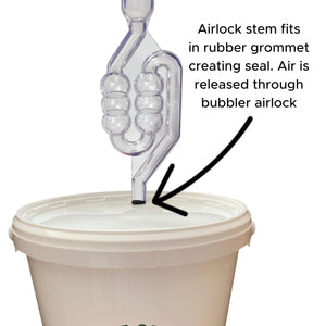 5 Litre Fermentation Buckets, one with Lid, Grommet and Airlock, 1 solid lid